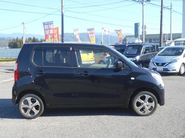 納車前に再度ルームクリーニング・ボディの傷確認・機関の確認を行ってお客様の元に納めさせていただきます。