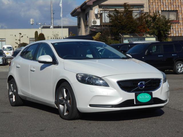 Ｖ４０ Ｔ４　ＳＥ　セーフティーパッケージ　レザーパッケージ　歩行者エアバック　バックカメラ　ブルートゥース（3枚目）