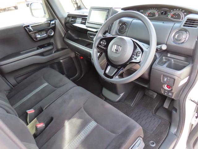 Ｎ－ＢＯＸカスタム Ｌ　ホンダセンシング　純正ナビ　リアカメラ　純正アルミホイール　両側電動スライドドア　電子パーキングブレーキ　ブレーキホールド　ＬＥＤヘッドライト　ＬＥＤフォグライト（21枚目）