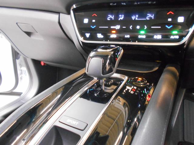 ヴェゼル ハイブリッドＺ・ホンダセンシング　ホンダセンシング　メモリナビ　Ｂｌｕｅｔｏｏｔｈ　リアカメラ　コンフォートビューパッケージ　ＬＥＤヘッドライト　ＬＥＤフォグライト　アルミホイール　運転席／助手席シートヒーター　ＥＴＣ（40枚目）
