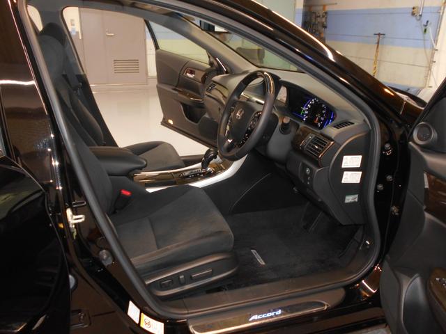 アコードハイブリッド EX ACC?LKAS?CMBS メモリナビ Bluetooth リアカメラ 電動リアサンシェイド アルミホイール LEDヘッドライト フォグライト 電動シート ETC(13枚目)