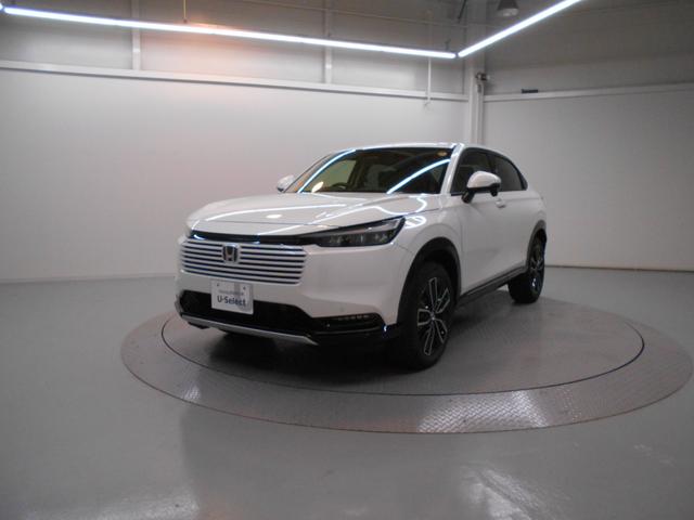 ヴェゼル ｅ：ＨＥＶＺ　当社デモカー　ホンダセンシング　ホンダコネクテット　メモリナビ　Ｂｌｕｅｔｏｏｔｈ　リアカメラ　ＬＥＤヘッドライト　ＬＥＤフォグライト　アルミホイール　運転席／助手席シートヒーター　ＥＴＣ（5枚目）