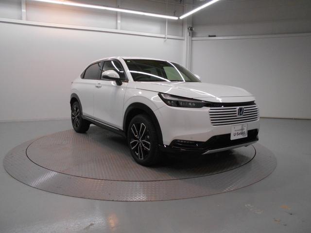 ヴェゼル ｅ：ＨＥＶＺ　当社デモカー　ホンダセンシング　ホンダコネクテット　メモリナビ　Ｂｌｕｅｔｏｏｔｈ　リアカメラ　ＬＥＤヘッドライト　ＬＥＤフォグライト　アルミホイール　運転席／助手席シートヒーター　ＥＴＣ（6枚目）