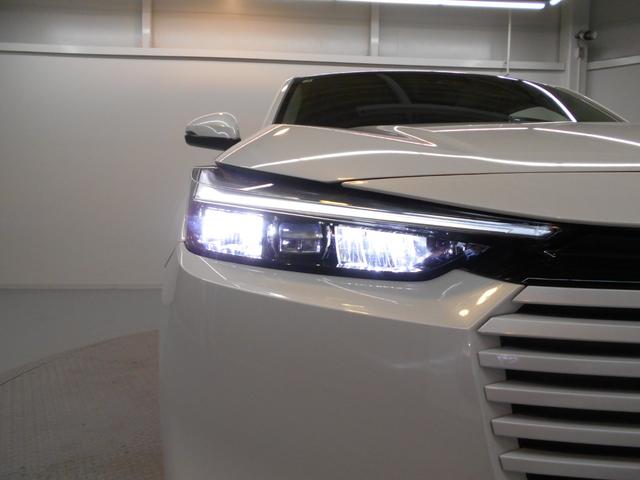 ヴェゼル ｅ：ＨＥＶＺ　当社デモカー　ホンダセンシング　ホンダコネクテット　メモリナビ　Ｂｌｕｅｔｏｏｔｈ　リアカメラ　ＬＥＤヘッドライト　ＬＥＤフォグライト　アルミホイール　運転席／助手席シートヒーター　ＥＴＣ（29枚目）