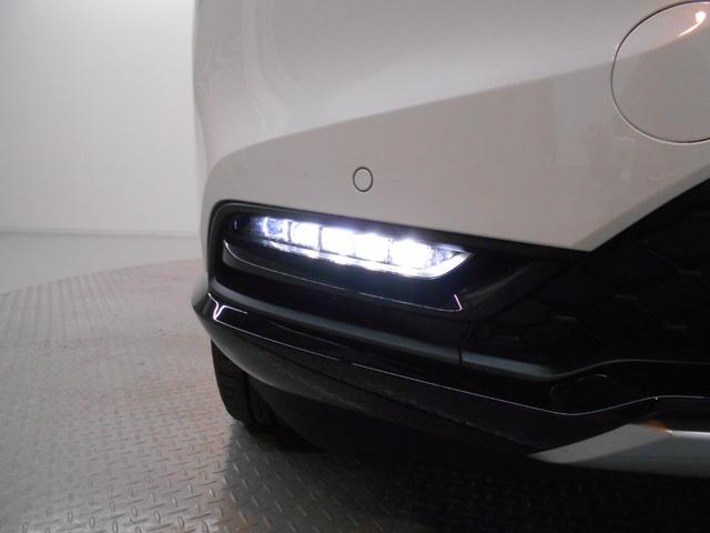 ヴェゼル ｅ：ＨＥＶＺ　当社デモカー　ホンダセンシング　ホンダコネクテット　メモリナビ　Ｂｌｕｅｔｏｏｔｈ　リアカメラ　ＬＥＤヘッドライト　ＬＥＤフォグライト　アルミホイール　運転席／助手席シートヒーター　ＥＴＣ（31枚目）