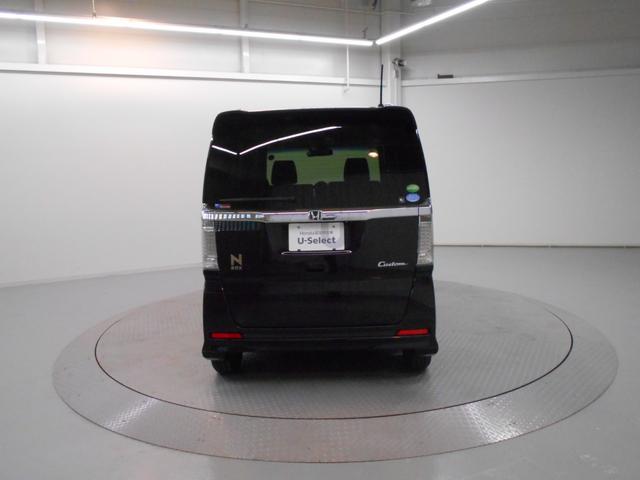 Ｎ－ＢＯＸカスタム ＧＳＳブラックスタイルパッケージ　あんしんパッケージ　メモリナビ　Ｂｌｕｅｔｏｏｔｈ　リアカメラ　両側電動スライドドア　ディスチャージヘッドライト　ＬＥＤフォグライト　アルミホイール　シートバックテーブル　ＥＴＣ（11枚目）