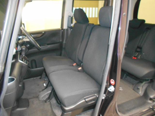 Ｎ－ＢＯＸカスタム ＧＳＳブラックスタイルパッケージ　あんしんパッケージ　メモリナビ　Ｂｌｕｅｔｏｏｔｈ　リアカメラ　両側電動スライドドア　ディスチャージヘッドライト　ＬＥＤフォグライト　アルミホイール　シートバックテーブル　ＥＴＣ（15枚目）