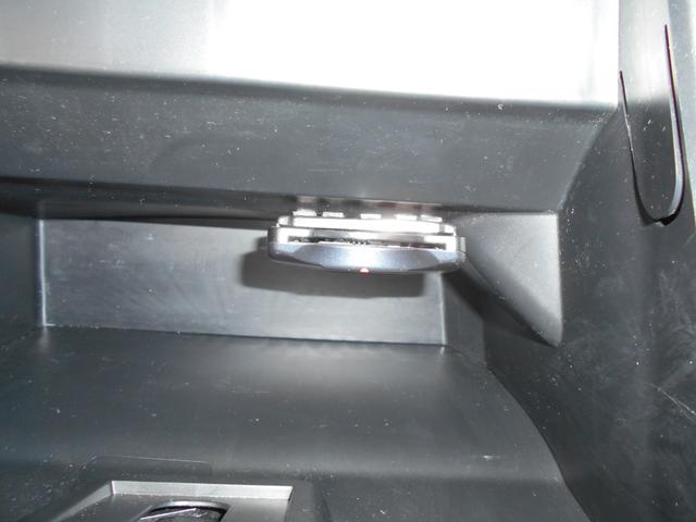 Ｎ－ＢＯＸカスタム Ｇ・ターボパッケージ　純正メモリナビ　バックカメラ　パドルシフト　両側パワースライドドア　ＥＴＣ（4枚目）