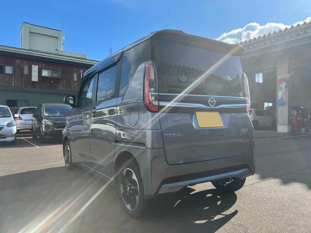 ルークス 　禁煙車　純正９インチナビ　４ＷＤ　衝突軽減ブレーキ　前後コーナーセンサー　前席シートヒーター　全周囲モニター　片側電動ドア　ハンズフリースライドドア　サーキュレーター　ＥＴＣ　純正アルミホイール（45枚目）