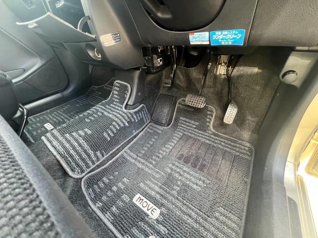 純正フロアマットです！穴無し！