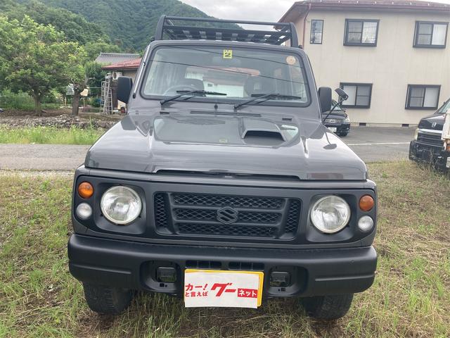 ジムニー ワイルドウインド　４ＷＤ　５速マニュアル　ＣＤオーディオ　エアコン　走行距離１６１６４２キロ　車検整備付き　修復歴無し　保証付き　車体色／グレー（5枚目）