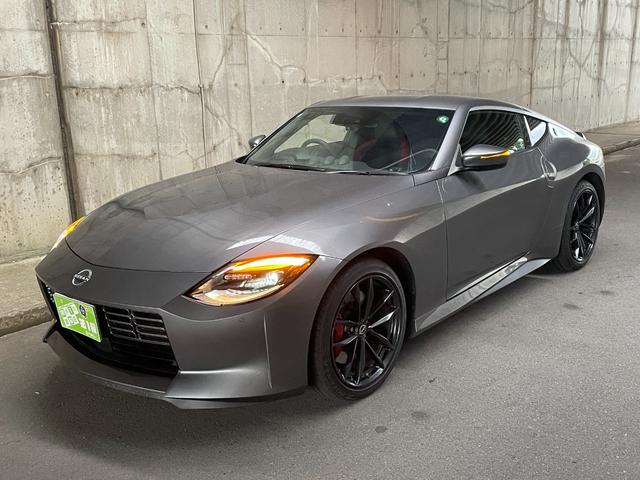 フェアレディZ バージョンST 6速マニュアル NISMOマフラー BOSEプレミアムサウンド 9インナビ フルセグTV バックカメラ ドラレコ ETC ハーフレザーパワーシート シートヒーター LEDヘッドライト 19インチ(12枚目)