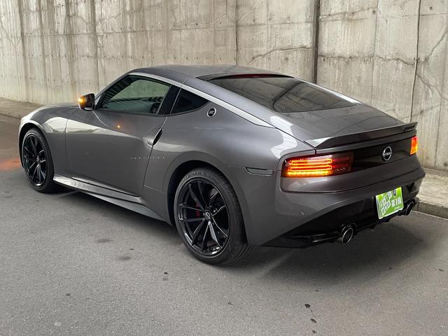 フェアレディZ バージョンST 6速マニュアル NISMOマフラー BOSEプレミアムサウンド 9インナビ フルセグTV バックカメラ ドラレコ ETC ハーフレザーパワーシート シートヒーター LEDヘッドライト 19インチ(15枚目)