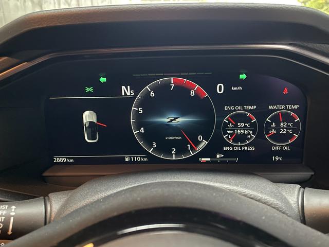 フェアレディZ バージョンST 6速マニュアル NISMOマフラー BOSEプレミアムサウンド 9インナビ フルセグTV バックカメラ ドラレコ ETC ハーフレザーパワーシート シートヒーター LEDヘッドライト 19インチ(32枚目)