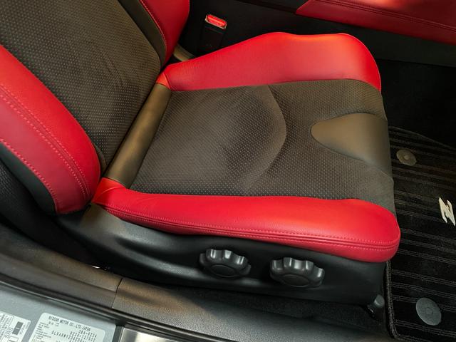 フェアレディZ バージョンST 6速マニュアル NISMOマフラー BOSEプレミアムサウンド 9インナビ フルセグTV バックカメラ ドラレコ ETC ハーフレザーパワーシート シートヒーター LEDヘッドライト 19インチ(41枚目)