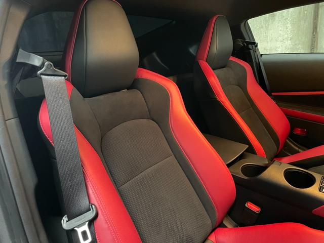 フェアレディZ バージョンST 6速マニュアル NISMOマフラー BOSEプレミアムサウンド 9インナビ フルセグTV バックカメラ ドラレコ ETC ハーフレザーパワーシート シートヒーター LEDヘッドライト 19インチ(42枚目)
