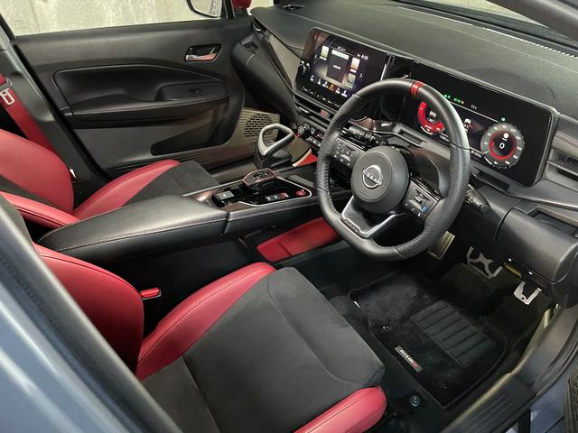 オーラ ニスモ チューンドe-パワー4WD レカロシート NISMOスポーツリセッティング プロパイロット アラウンドビューモニター ワンオーナー 4WD 禁煙車 ドラレコ純正ナビ フルセグTV 純正17インチAW  シートヒーター LED(24枚目)