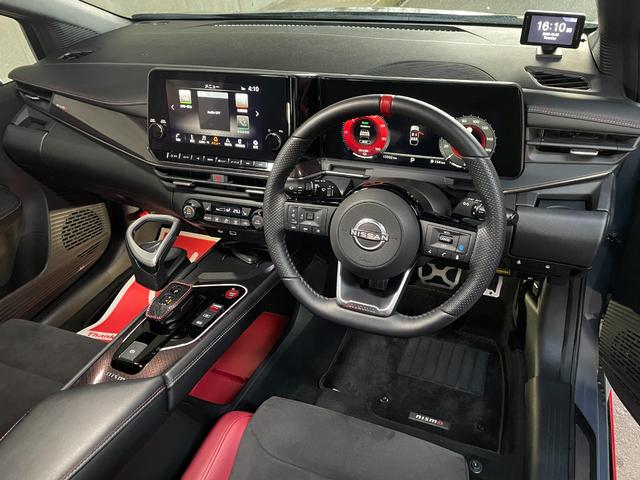 オーラ ニスモ チューンドe-パワー4WD レカロシート NISMOスポーツリセッティング プロパイロット アラウンドビューモニター ワンオーナー 4WD 禁煙車 ドラレコ純正ナビ フルセグTV 純正17インチAW  シートヒーター LED(25枚目)