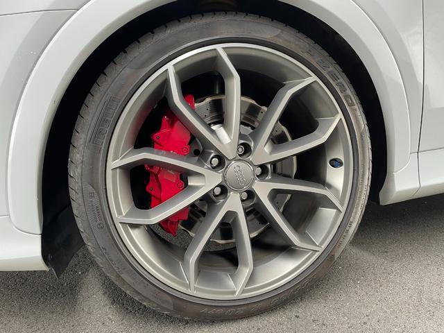 RS Q3 ベースグレード 20インチアルミ レッドキャリパー ダウンサス ローダウン HIDヘッドライト ブラックレザーパワーシート シートヒーター メーカナビフルセグTV バックカメラ ETC(22枚目)