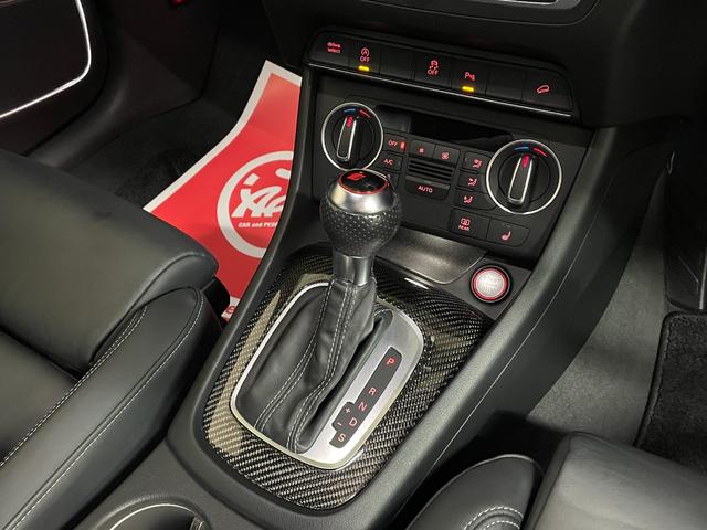 RS Q3 ベースグレード 20インチアルミ レッドキャリパー ダウンサス ローダウン HIDヘッドライト ブラックレザーパワーシート シートヒーター メーカナビフルセグTV バックカメラ ETC(34枚目)