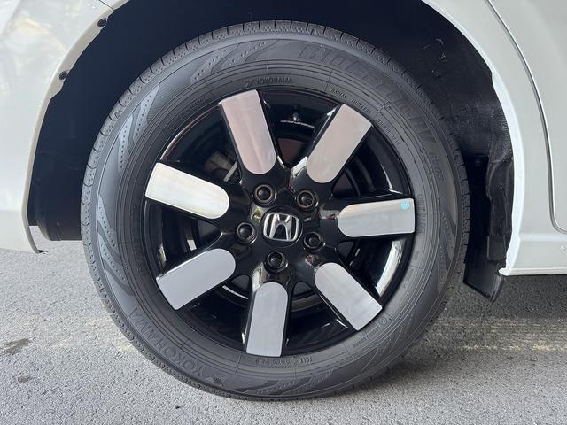 フリードハイブリッド ハイブリッド・EX ワンオーナー 両側パワスラ 純正15インチAW 純正ナビ フルセグTV バックカメラ 前後ドラレコ ETC スマートキープッシュスタート LEDヘッドライト ハーフレザーシート 禁煙車 ユーザー買取車(21枚目)