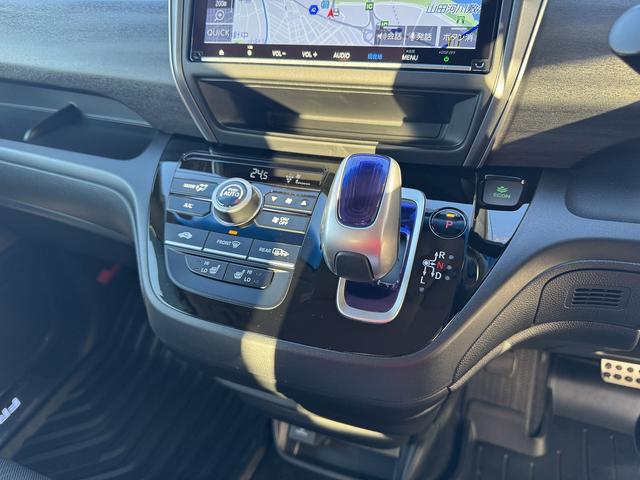 フリードハイブリッド ハイブリッド・EX ワンオーナー 両側パワスラ 純正15インチAW 純正ナビ フルセグTV バックカメラ 前後ドラレコ ETC スマートキープッシュスタート LEDヘッドライト ハーフレザーシート 禁煙車 ユーザー買取車(36枚目)