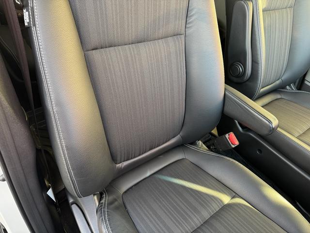 フリードハイブリッド ハイブリッド・EX ワンオーナー 両側パワスラ 純正15インチAW 純正ナビ フルセグTV バックカメラ 前後ドラレコ ETC スマートキープッシュスタート LEDヘッドライト ハーフレザーシート 禁煙車 ユーザー買取車(40枚目)