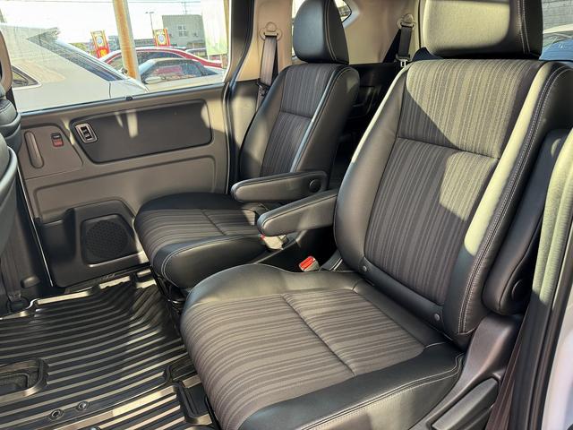 フリードハイブリッド ハイブリッド・EX ワンオーナー 両側パワスラ 純正15インチAW 純正ナビ フルセグTV バックカメラ 前後ドラレコ ETC スマートキープッシュスタート LEDヘッドライト ハーフレザーシート 禁煙車 ユーザー買取車(46枚目)