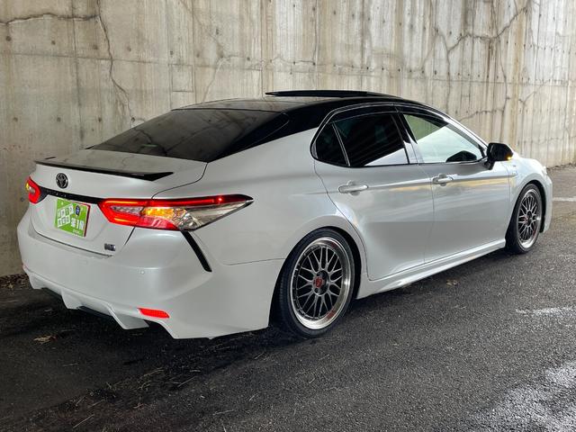 カムリ WSレザーパッケージ サンルーフ BBS19インチ ブリッツ車高調 ヘッドアップディスプレイ レザーパワーシート シートヒーター LEDヘッドライト LEDフォグライト スマートキープッシュスタート SDナビ・フルセグTV(18枚目)