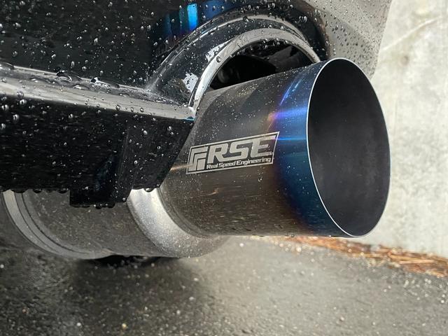 フェアレディＺ ベースグレード　ＨＫＳ車高調　ＲＳＥチタンマフラー６速マニュアル　９インチコネクトナビ　フルセグＴＶ　Ｂカメラ　ドライブレコーダー　ＥＴＣ　純正１８インチＡＷ　ＬＥＤヘッドライト（17枚目）