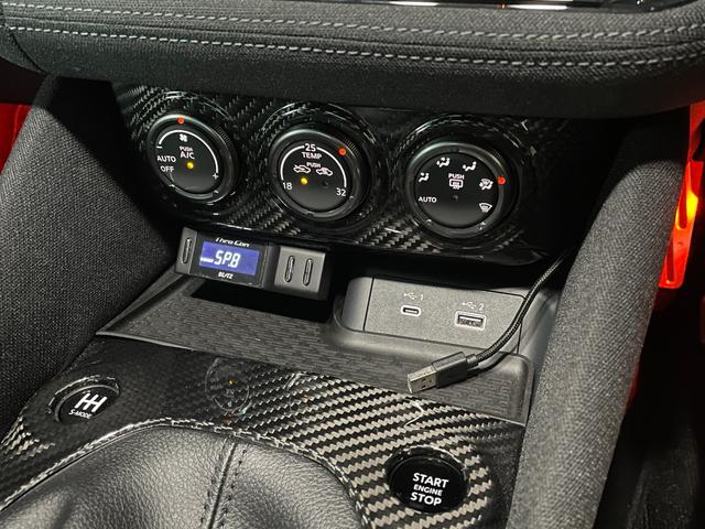 フェアレディＺ ベースグレード　ＨＫＳ車高調　ＲＳＥチタンマフラー６速マニュアル　９インチコネクトナビ　フルセグＴＶ　Ｂカメラ　ドライブレコーダー　ＥＴＣ　純正１８インチＡＷ　ＬＥＤヘッドライト（32枚目）