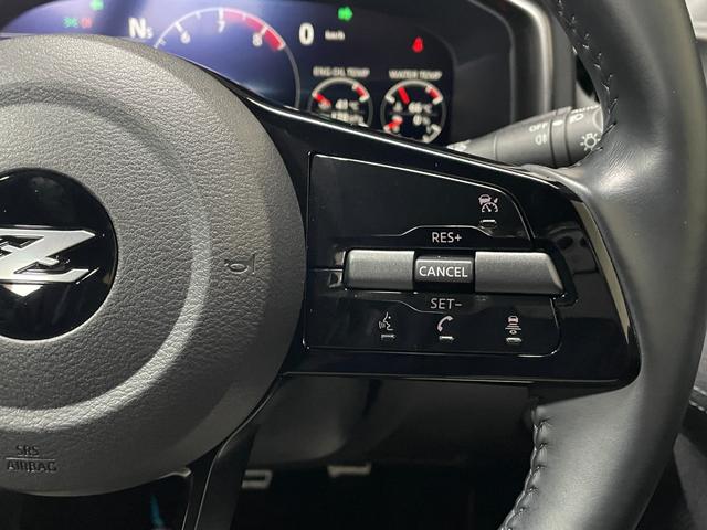 フェアレディＺ ベースグレード　カスタマイズエディションバンパー　　リアスポイラー　６速ＭＴ　ＢＯＳＥサウンド　ＬＥＤヘッドライト　１９インチアルミ　純正ナビ・フルセグＴＶ　バックカメラ　ＥＴＣ　クルーズコントロール　前後ドラレコ（27枚目）