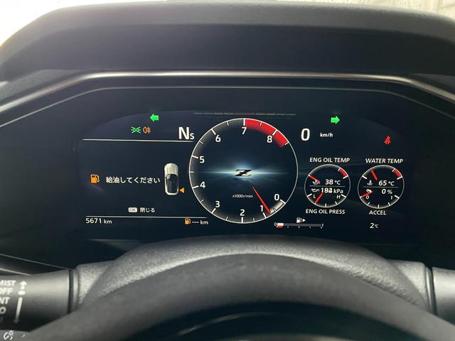 フェアレディＺ ベースグレード　カスタマイズエディションバンパー　　リアスポイラー　６速ＭＴ　ＢＯＳＥサウンド　ＬＥＤヘッドライト　１９インチアルミ　純正ナビ・フルセグＴＶ　バックカメラ　ＥＴＣ　クルーズコントロール　前後ドラレコ（28枚目）