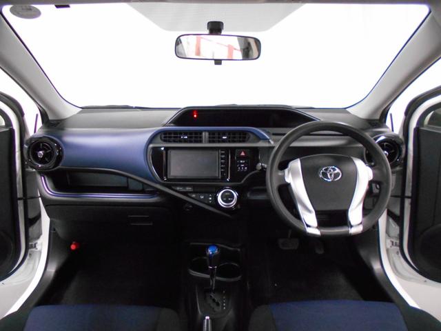 S 関東車 禁煙車 1オーナー プッシュスタート スマートキー2個 オートライト オートエアコン SDナビ TV CD DVD Bluetooth AUX(16枚目)