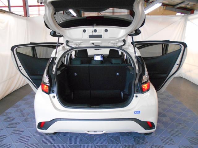 アクア G 関東車 パノラミックビューモニター LEDヘッドライト クルーズコントロール ディスプレイオーディオ BTオーディオ ミラーキャスト ETC 前後ドラレコ スマートキー2個(13枚目)