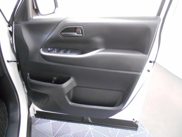 ノア Ｓ－Ｇ　両側パワースライド　ＬＥＤライト　クルーズコントロール　リヤエアコン　１０．５インチコネクティッドナビ　バックカメラ　ＥＴＣ２．０　ドラレコ　スマートキー２個（37枚目）