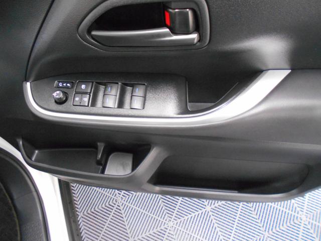 ノア Ｓ－Ｇ　両側パワースライド　ＬＥＤライト　クルーズコントロール　リヤエアコン　１０．５インチコネクティッドナビ　バックカメラ　ＥＴＣ２．０　ドラレコ　スマートキー２個（38枚目）