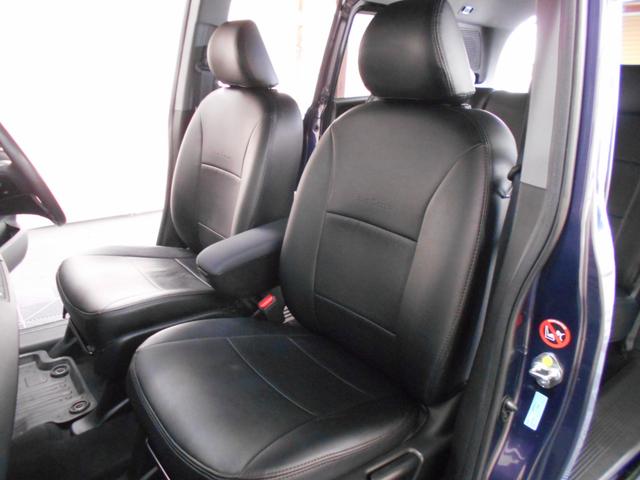 フリードスパイクハイブリッド ハイブリッド　ＨＩＤヘッドライト　シートカバー　両側手動スライドドア　社外ナビ　フルセグＴＶ　バックカメラ　ＥＴＣ　３６０°ドラレコ（9枚目）