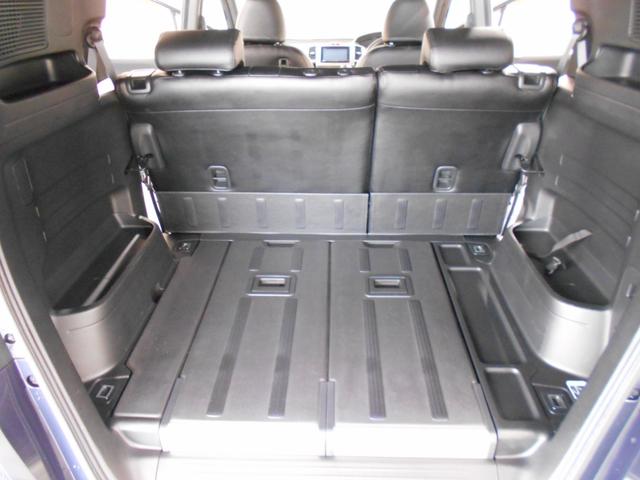 フリードスパイクハイブリッド ハイブリッド　ＨＩＤヘッドライト　シートカバー　両側手動スライドドア　社外ナビ　フルセグＴＶ　バックカメラ　ＥＴＣ　３６０°ドラレコ（14枚目）