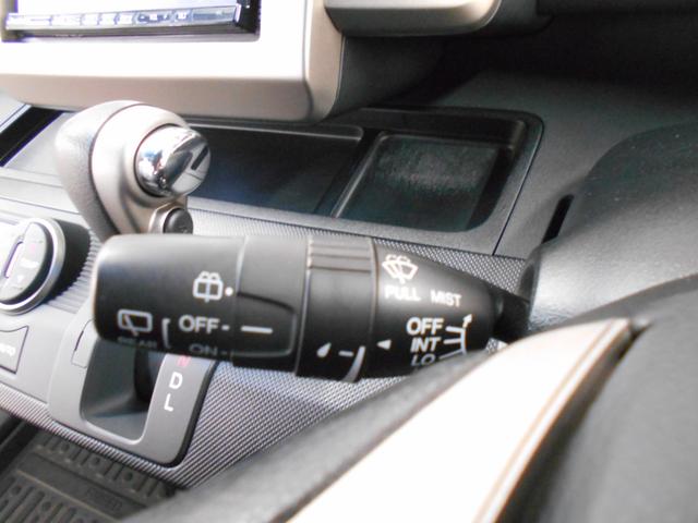 フリードスパイクハイブリッド ハイブリッド　ＨＩＤヘッドライト　シートカバー　両側手動スライドドア　社外ナビ　フルセグＴＶ　バックカメラ　ＥＴＣ　３６０°ドラレコ（27枚目）