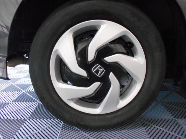 フリードスパイクハイブリッド ハイブリッド　ＨＩＤヘッドライト　シートカバー　両側手動スライドドア　社外ナビ　フルセグＴＶ　バックカメラ　ＥＴＣ　３６０°ドラレコ（56枚目）