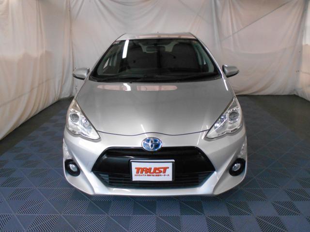 アクア S プッシュスタート スマートキー2個 フォグランプ ナビ フルセグTV BTオーディオ バックカメラ ETC(3枚目)