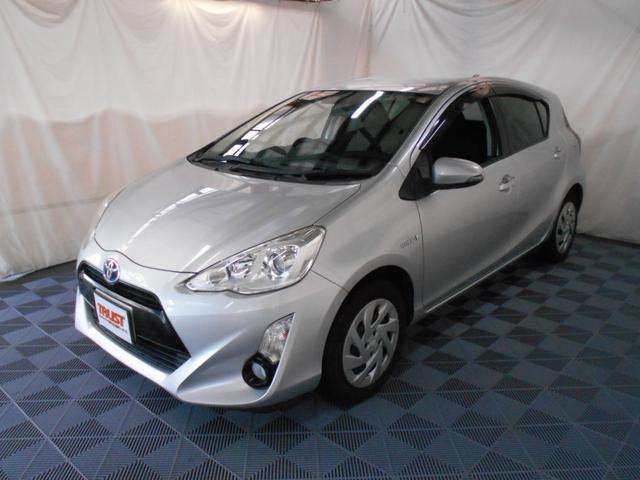 アクア S プッシュスタート スマートキー2個 フォグランプ ナビ フルセグTV BTオーディオ バックカメラ ETC(4枚目)