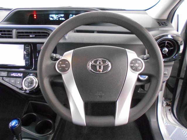 アクア S プッシュスタート スマートキー2個 フォグランプ ナビ フルセグTV BTオーディオ バックカメラ ETC(16枚目)