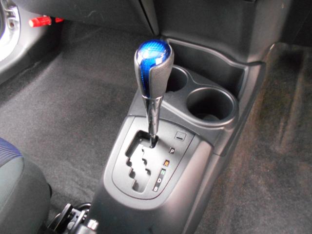 アクア S プッシュスタート スマートキー2個 フォグランプ ナビ フルセグTV BTオーディオ バックカメラ ETC(17枚目)