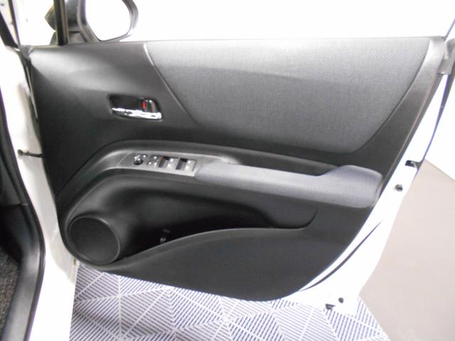 シエンタ G フリップダウンモニター 前後ドラレコ 両側パワースライド LEDライト フォグランプ ナビ TV BTオーディオ バックカメラ ETC スマートキー2個(31枚目)