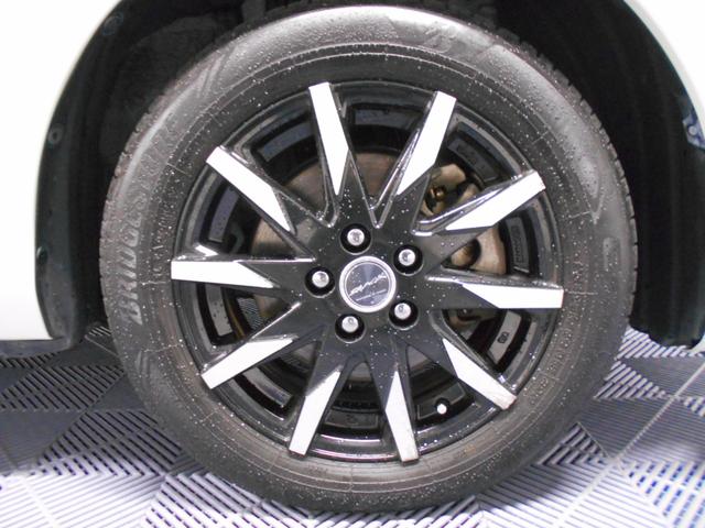 シエンタ G フリップダウンモニター 前後ドラレコ 両側パワースライド LEDライト フォグランプ ナビ TV BTオーディオ バックカメラ ETC スマートキー2個(55枚目)