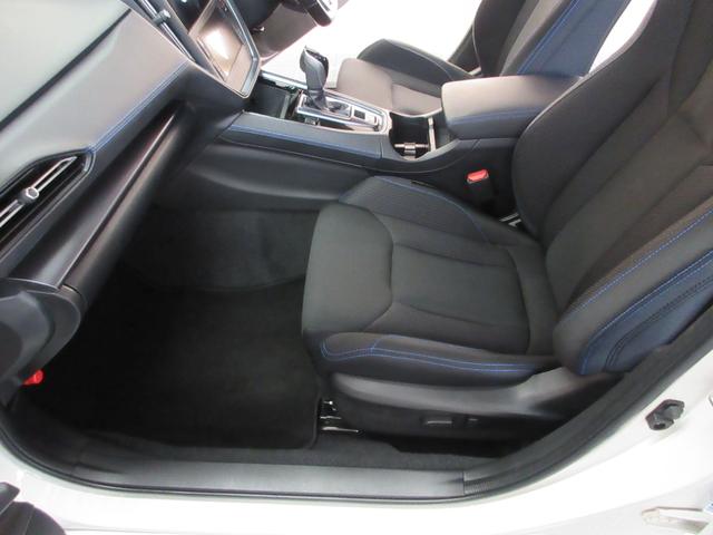 レヴォーグ ＧＴ－Ｈ　パワーバックドア　前後座席シートヒーター　両側パワーシート　クルーズコントロール　ナビ　ＴＶ　ＢＴオーディオ　バックカメラ　ＥＴＣ　ドラレコ　スマートキー２個（8枚目）