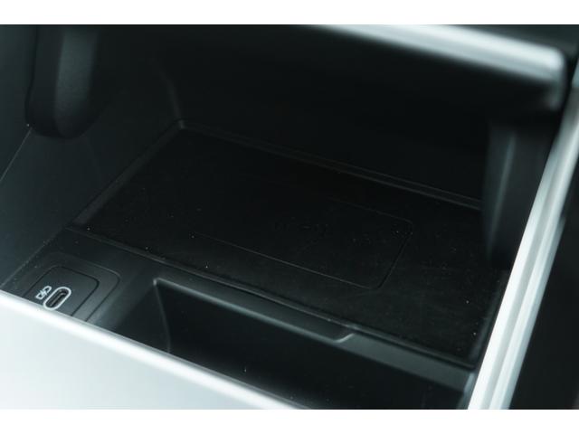 レンジローバーヴェラール ダイナミック　ＳＥ　Ｐ４００ｅ　４ＷＤ　パノラミックルーフ　２１ＡＷ　コールドクライメート（24枚目）