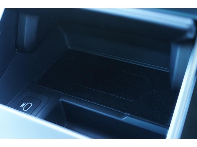 レンジローバーイヴォーク ダイナミック　ＨＳＥ　Ｐ３００ｅ　ＰＨＥＶ　４ＷＤ　２０ＡＷ　コールドクライメート　パノラミックルーフ（24枚目）